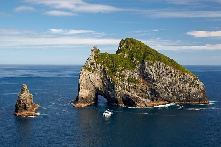 Bay of Islands Private Tour - Photo 1 of 15
